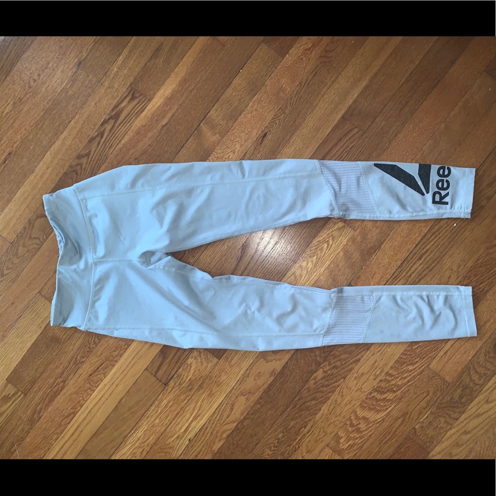 Reebok leggings with logo and mesh
